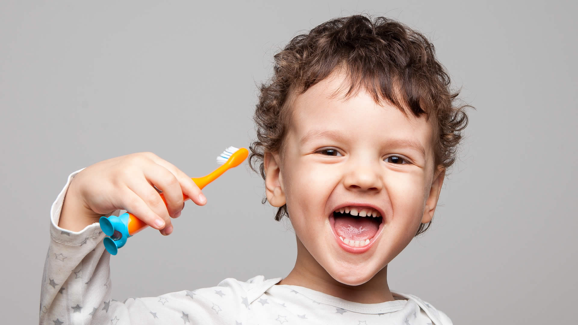 Cepillo de dientes en la infancia